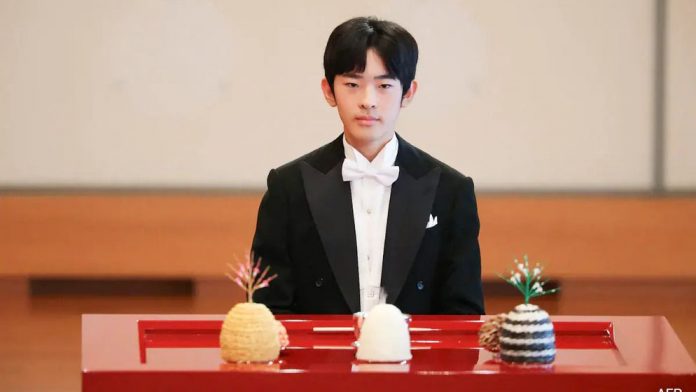 ezgif-35cdf592c9d798-68bdf068e800a