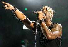 ক্যান্সারের কাছে হার মেনে চলে গেলেন ‘ব্রাউন সুগার’ গায়ক