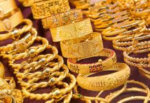 আজকের বাজারে স্বর্ণের ভরি কত?