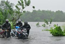 ৫৬ জনের প্রাণ কেড়ে নিল ঘূর্ণিঝড় ‘ডিটওয়াহ’