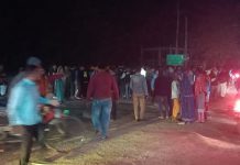 ট্রলির ধাক্কায় ইপিজেডের নারীকর্মী নিহত