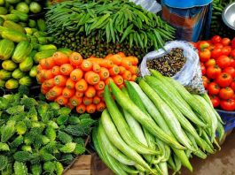 শীত এলেও বেশির ভাগ সবজির দাম ৬০-৮০ টাকার ঘরে