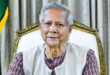 প্রধান উপদেষ্টার পক্ষে ২৪ লাখ টাকার অনুদানের চেক গ্রহণ