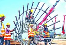 দুর্নীতির কারণে সংকুচিত হচ্ছে শ্রমবাজার