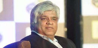 শ্রীলঙ্কার বিশ্বকাপজয়ী অধিনায়কের বিরুদ্ধে গ্রেপ্তারি পরোয়ানা