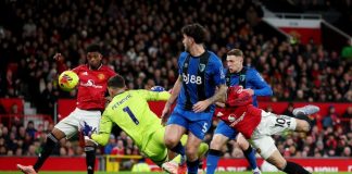 আট গোলের রোমাঞ্চে ড্র করল ইউনাইটেড