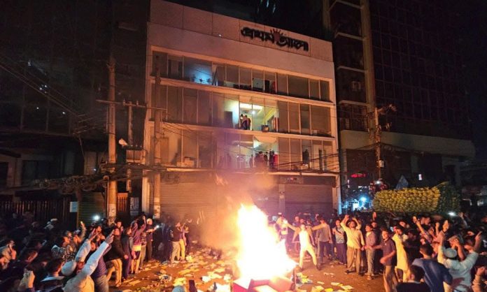 1766470261-e06d061a77a7bde916b8a91163029d41