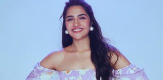 ৯০০ কোটি রুপি আয় করা ছবির নায়িকা সম্পর্কে জানেন?