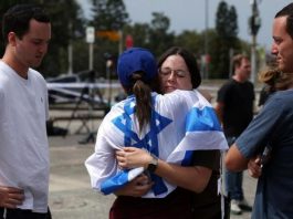 সিডনিতে বন্দুকধারীর হামলায় নিহত বেড়ে ১৬