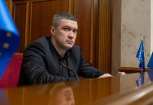 অনুমতি ছাড়া ছুটিতে ইউক্রেনের ২ লাখ সেনা, মিলছে না খোঁজ : প্রতিরক্ষামন্ত্রী