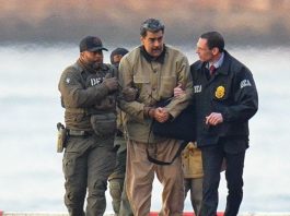 আমি এখনো ভেনেজুয়েলার প্রেসিডেন্ট: মাদুরো