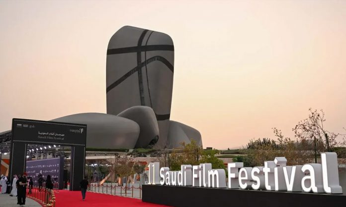 1771413867-e2d17216c82e4ff98624eb54f998d0f8