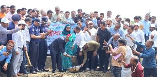 খাল খনন কার্যক্রমে বাধা নয়, সহযোগিতা চাই : পরিবেশমন্ত্রী