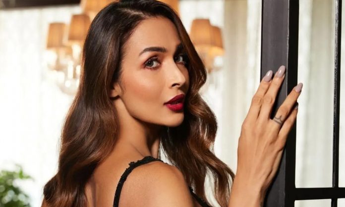 1774611396-26dc750dd255b2e845f90c484b2c90fe