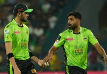 বল টেম্পারিংয়ে ফেঁসে যাচ্ছেন ফখর?