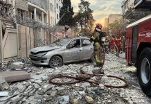 ইরানের পারমাণবিক স্থাপনা অঞ্চলে বিমান হামলা