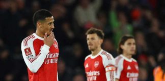 এফএ কাপের শিরোপার স্বপ্নে ধাক্কা খেল আর্সেনাল