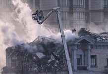 রাশিয়ার ভেতরে দূরপাল্লার হামলা বাড়াচ্ছে ইউক্রেন