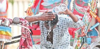 ঢাকাসহ ১৬ জেলা বইছে তাপপ্রবাহ