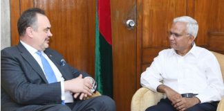 সমাজকল্যাণমন্ত্রীর সঙ্গে মার্কিন রাষ্ট্রদূতের সাক্ষাৎ