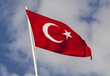 যুদ্ধ থামাতে ‘গঠনমূলক’ আলোচনা চায় তুরস্ক