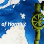 যুদ্ধবিরতির খবরে তেলের বাজারে ধস, কমল ১৬ শতাংশ