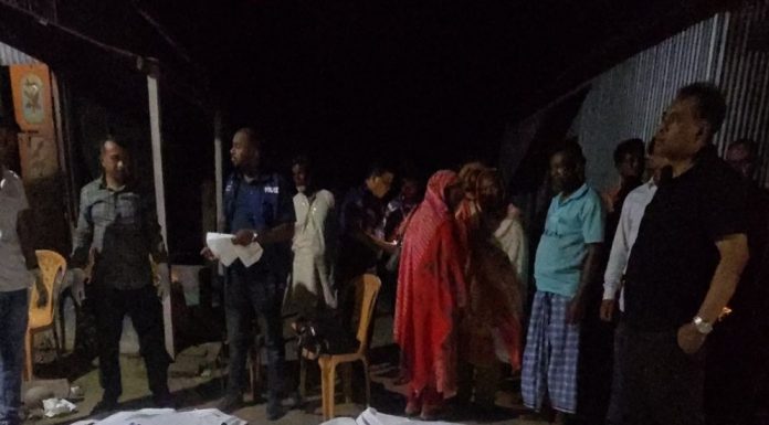 কুড়িগ্রামে ট্রাক-মাইক্রোবাস মুখোমুখি সংঘর্ষ, নিহত ৩