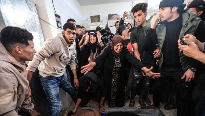 gaza-mourn-69d474e0c1c54