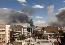 ইরানে মার্কিন-ইসরাইলি হামলায় নিহত ১৩