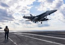 যুক্তরাষ্ট্রের শক্তিশালী সামরিক বাহিনী কেন ইরান যুদ্ধ শেষ করতে পারছে না