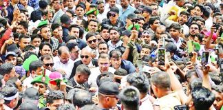 স্থিতিশীলতা বজায় রাখতে শিক্ষার্থীদের সহযোগিতা চান প্রধানমন্ত্রী