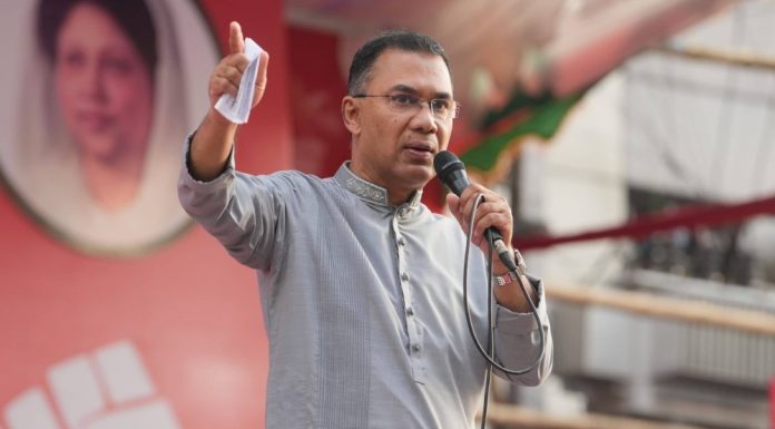 শ্রমিকের খাতায় নিজের নাম লেখাতে চান তারেক রহমান