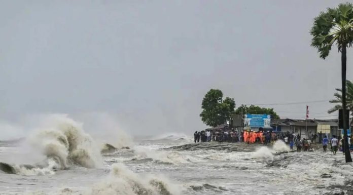 ধেয়ে আসছে ঘূর্ণিঝড়, মে মাসে কালবৈশাখী-দাবদাহের শঙ্কা