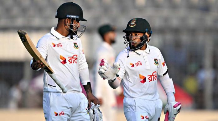 শান্তর সেঞ্চুরি, মমিনুলের আক্ষেপেও প্রথম দিনটা বাংলাদেশের