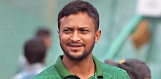 জাতীয় দলে ফেরার জন্য কতদিন অপেক্ষা করবেন, জানালেন সাকিব