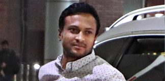 ‘গ্রেপ্তার হওয়াটা সমস্যা না’—দেশে ফেরা নিয়ে সাকিব