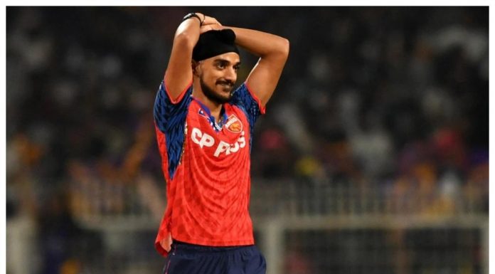 ‘বর্ণবাদ’ বিতর্কে জড়িয়েছে ভারতীয় পেসার