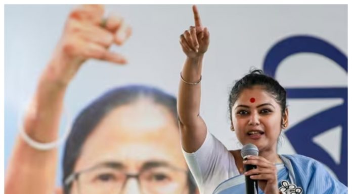 ‘ভুয়া খবর’ রটনাকারীদের দেখে নেওয়া হুমকি সায়নীর