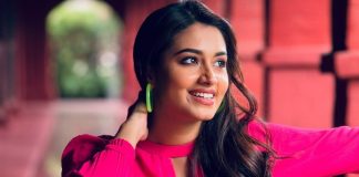 শ্বশুরবাড়ি থেকে অনেক পাকিস্তানি ড্রেস পাই: ফারিণ