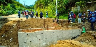 র্যাবের সঙ্গে ইয়াসিন বাহিনীর গোলাগুলি বুলডোজারে গুঁড়িয়ে দেওয়া হলো র্যাবের ক্যাম্প