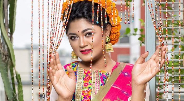আজকে সবার মুখোশ ফাঁস করব: মৌসুমী হামিদ