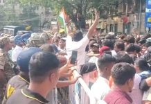বুলডোজার অভিযানের প্রতিবাদে উত্তাল কলকাতা
