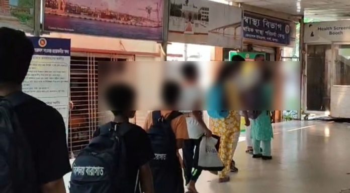 ভারতে কারাভোগ শেষে বেনাপোল দিয়ে দেশে ফিরল ২০ শিশু