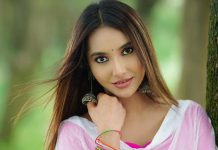 ‘চিৎকার না করলে সব লুটপাট করে আমাকে ধর্ষণের চেষ্টা করত’