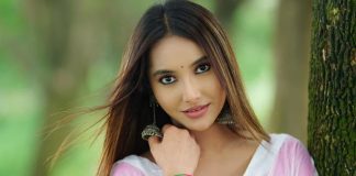 ‘চিৎকার না করলে সব লুটপাট করে আমাকে ধর্ষণের চেষ্টা করত’
