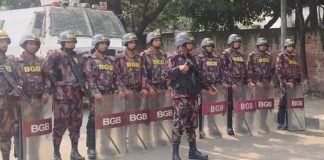 রাজধানীর বিভিন্ন স্থানে বিজিবি মোতায়েন