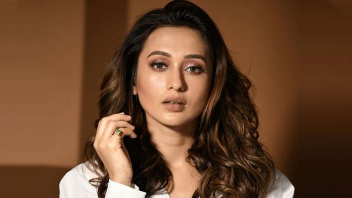 mimi-chakrabarthy-6a280e5b33b7e