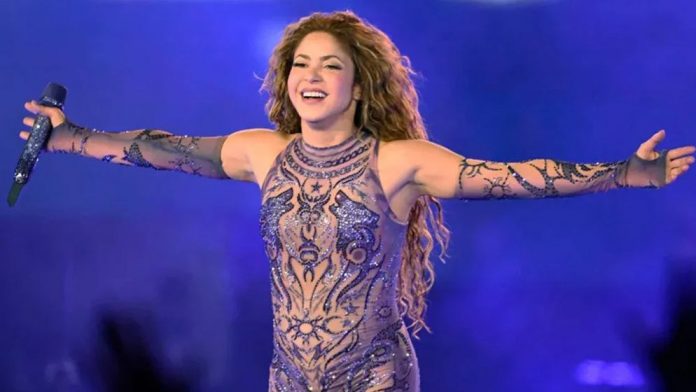 shakira-6a23cf2c5f5cb
