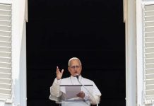 পোপের অনুমতি ছাড়া বিশপ নিয়োগ, ৬ ধর্মযাজককে বহিষ্কার