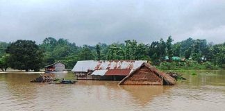 বিভিন্ন জেলায় বন্যার শঙ্কা, সতর্কতা জারি